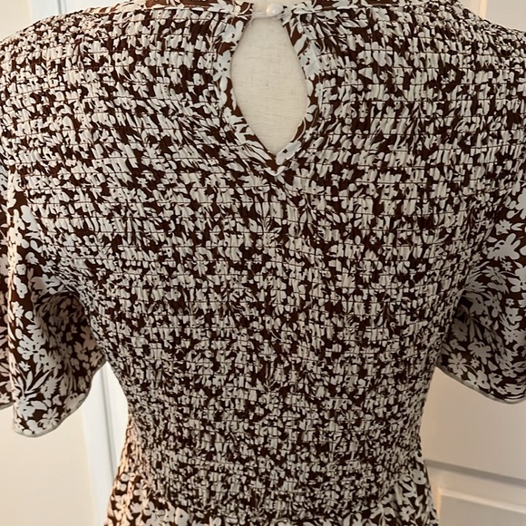 Floral Print Midi Dress - Picture 7 of 9